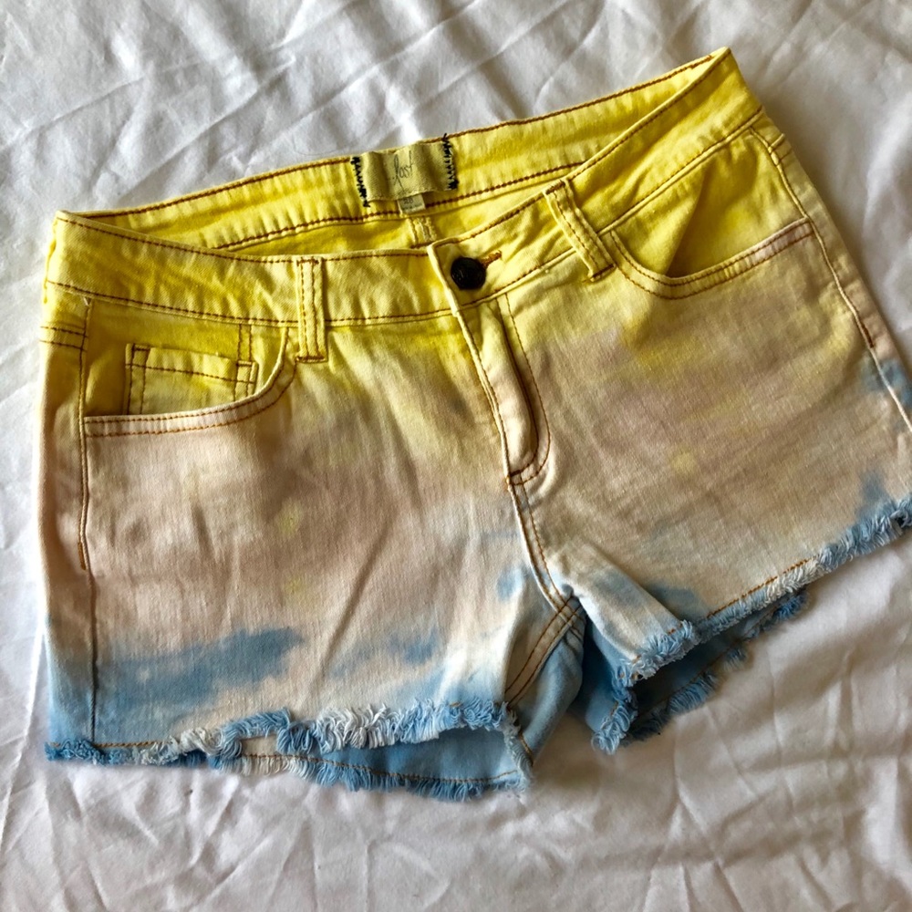 Ombré jean shorts